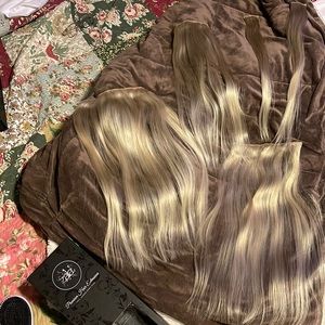 ZALA 5 PC seamless clip in hair extensions